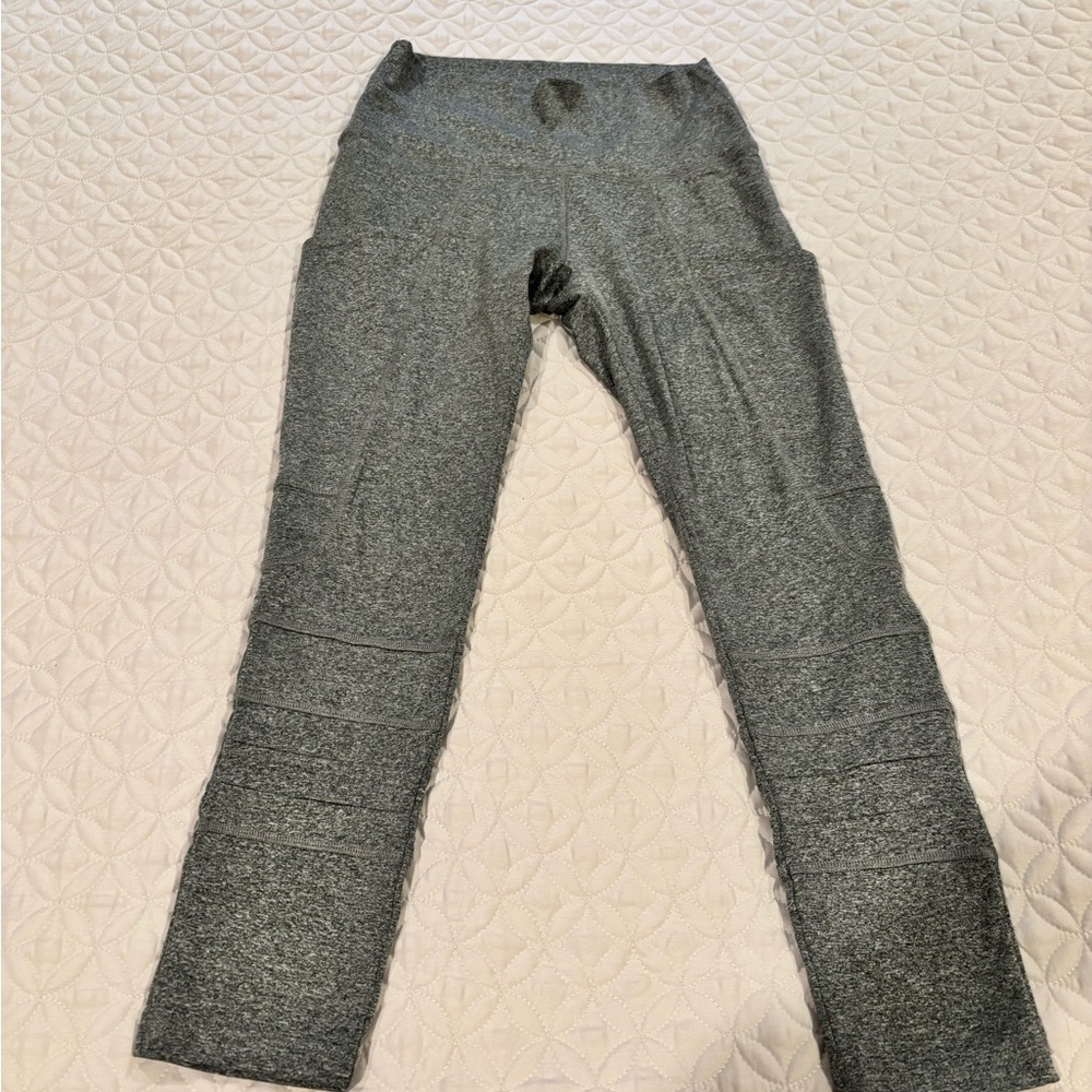 FlyLow base layer leggings tights with pockets - women’s small - ski snowboard